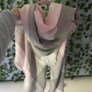 Fashion scarf